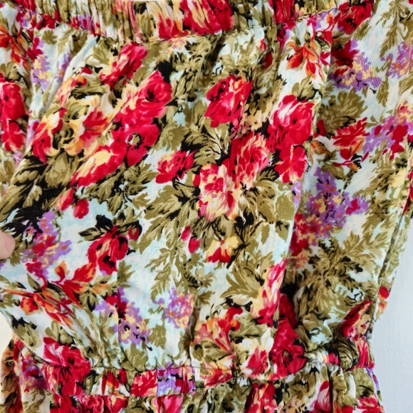 Floral Romper - Picture 3 of 5